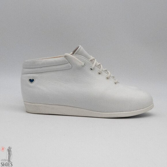 Nurse Mates Shoes - Nurse Mates Vintage White Leather Mid Top - Women's Size 7.5